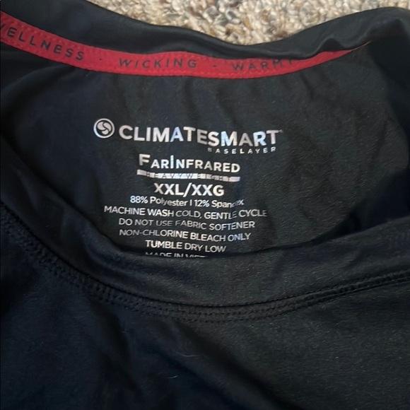 Black Long Sleeve baselayer Tee with Crew Neck - Picture 2 of 2